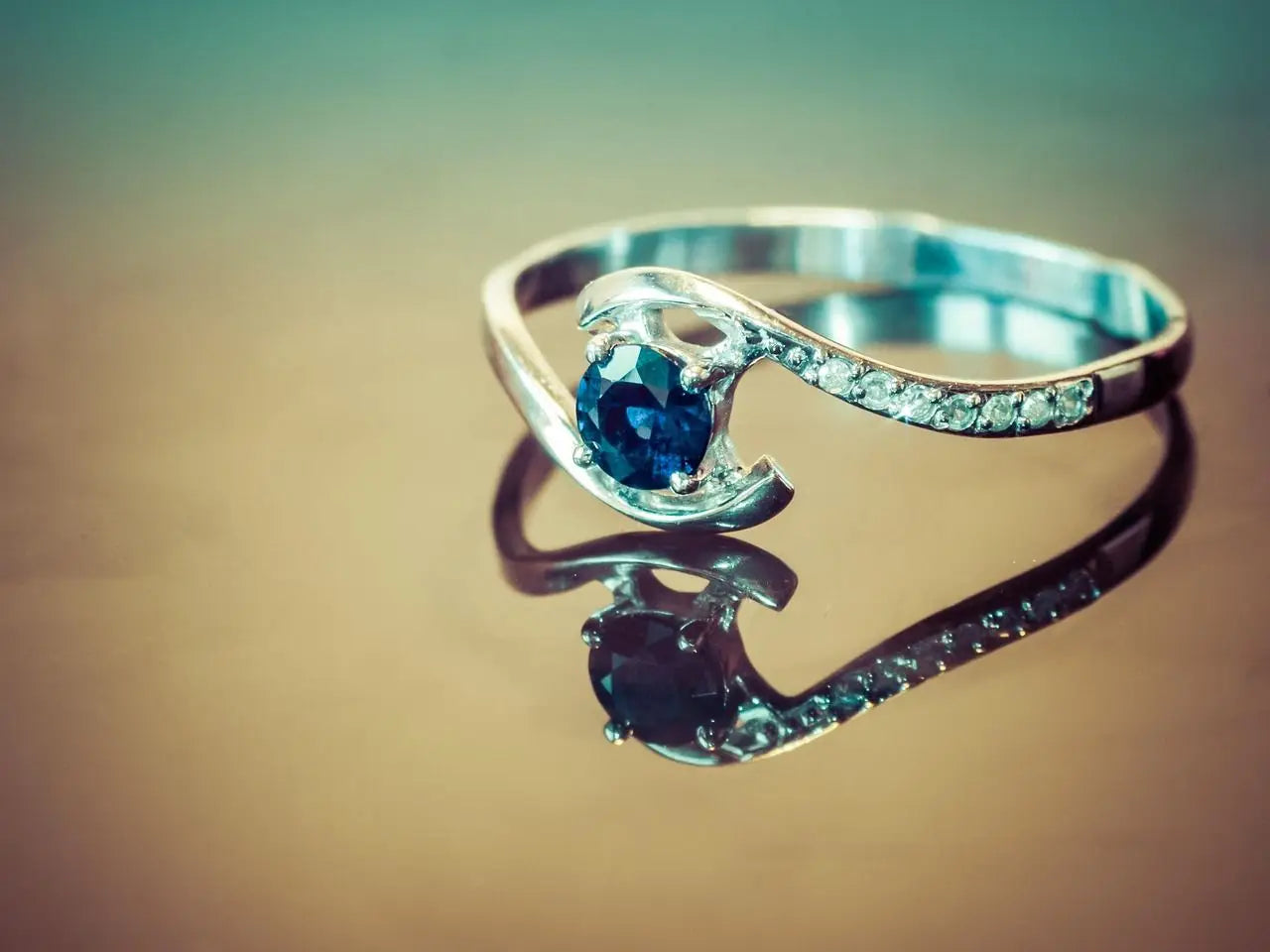 Top Blue Sapphire Benefits