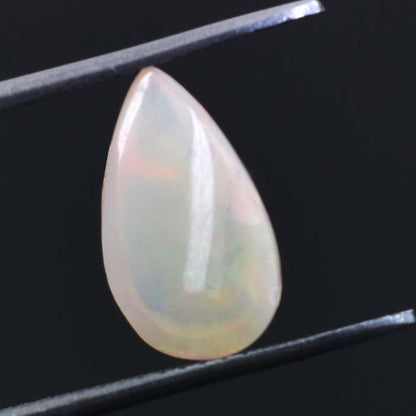 1.85 Cts Ethiopian Fire Opal - Cabochon