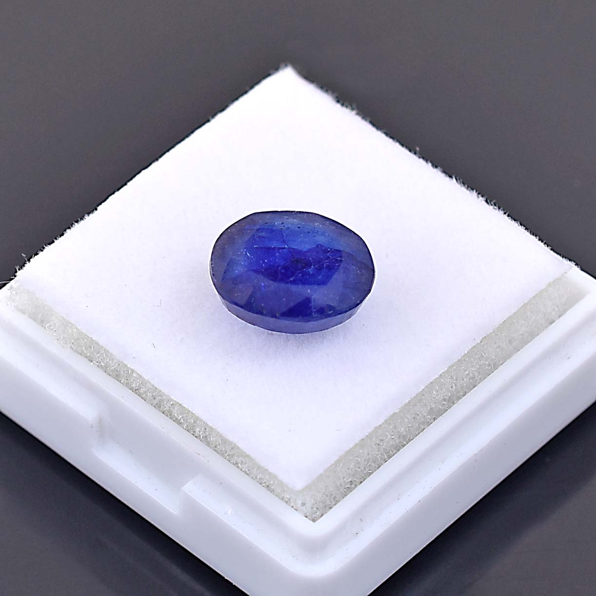 4.62 Ct Madagascar Blue Sapphire Gemstone - Faceted