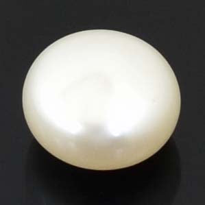 4.7 Ct Indian White Pearl Gemstone - Cabochon