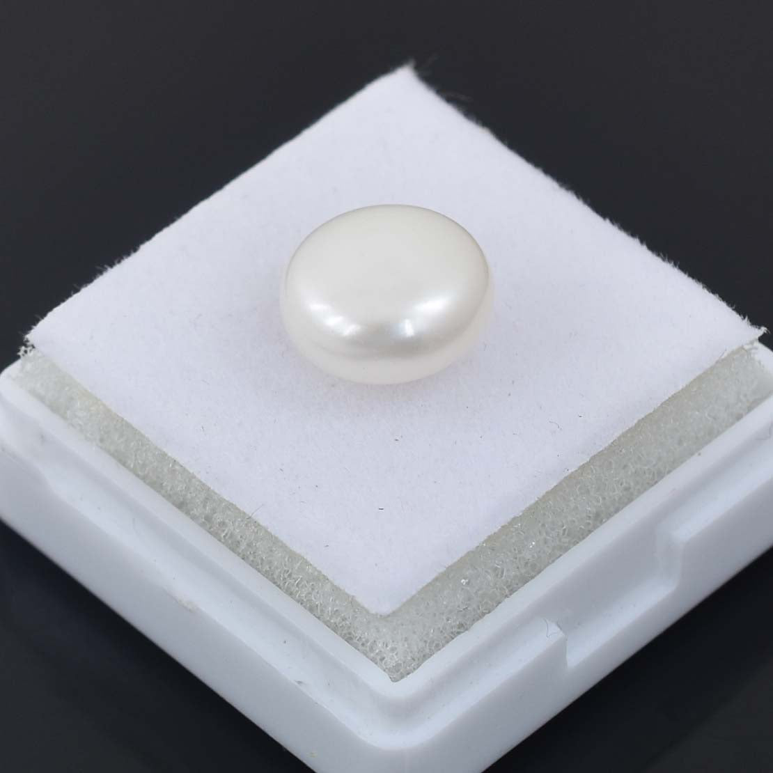 4.7 Ct Indian White Pearl Gemstone - Cabochon