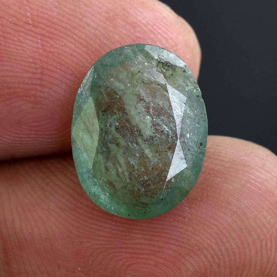 5.5 Cts African Emerald Gemstone - Faceted