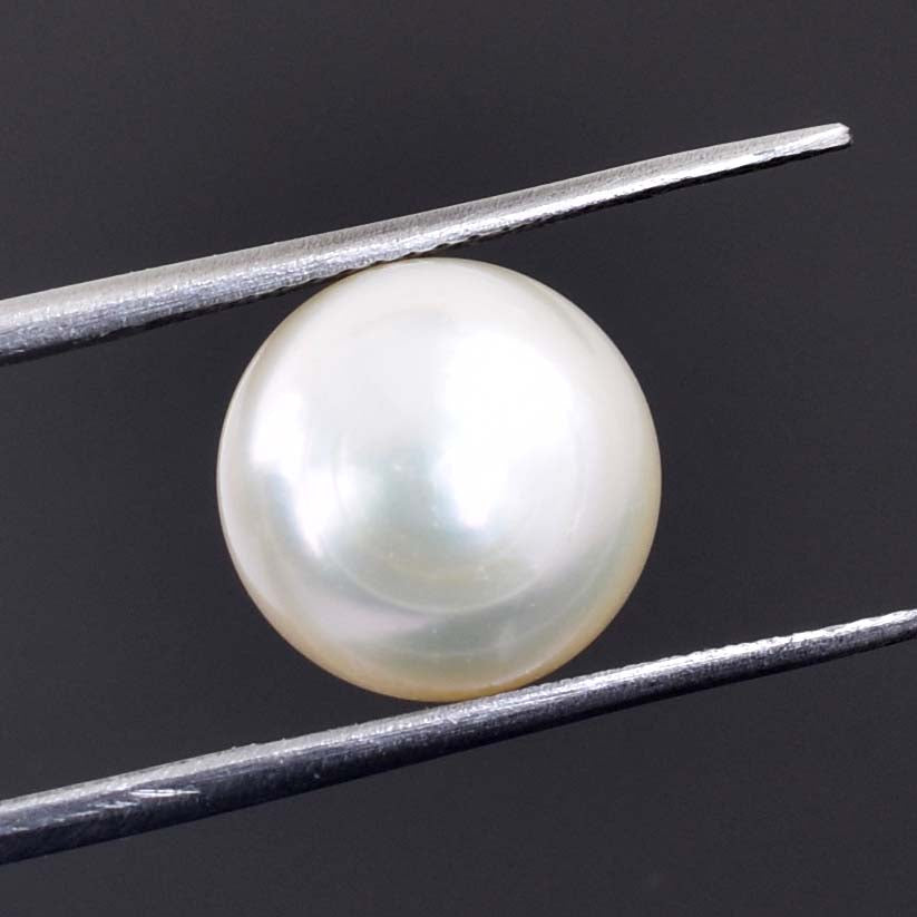 6.80 Ct Indian White Pearl Gemstone - Cabochon