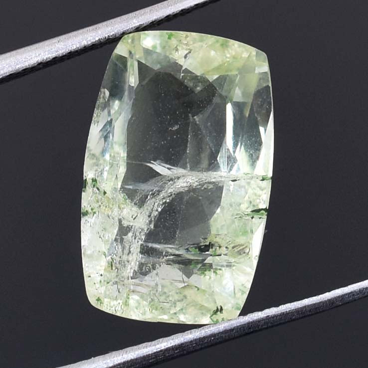 7.75 Cts Brazilian Aquamarine Gemstone - Faceted