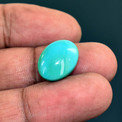 8.7 Cts Iranian Turquoise Gemstone - Cabochon