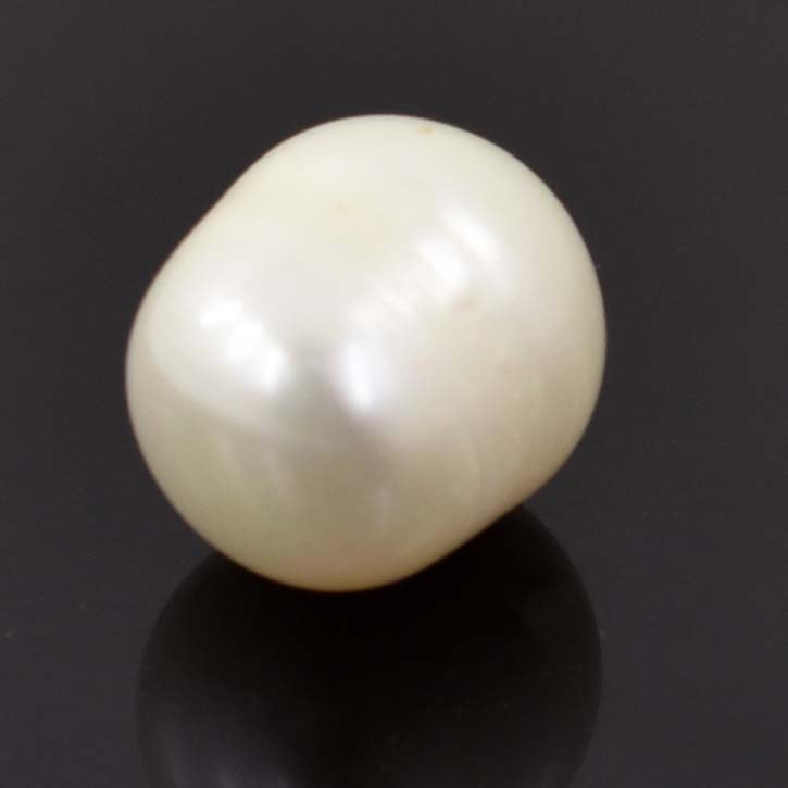 8.9 Cts Indian Pearl Gemstone - Cabochon